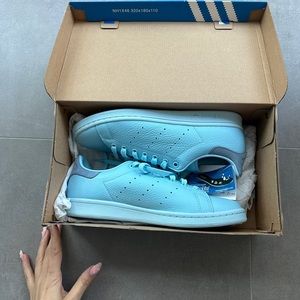 BNIB Adidas Stan Smith Sneakers in Pharell ice blue
